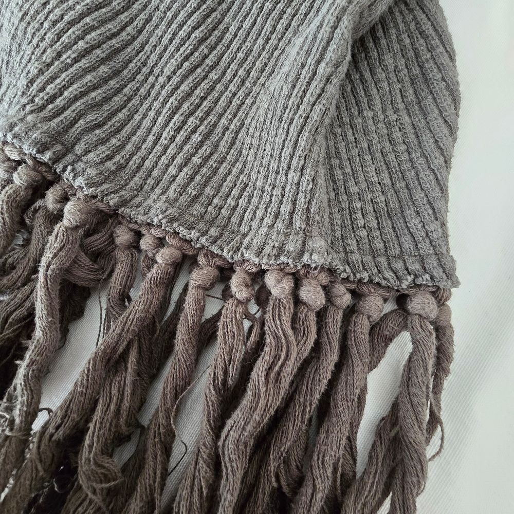 Anthropologie Eri + Ali Ribbed Fringe Top Size Medium Boho Festival Tassel Knit - Picture 12 of 12